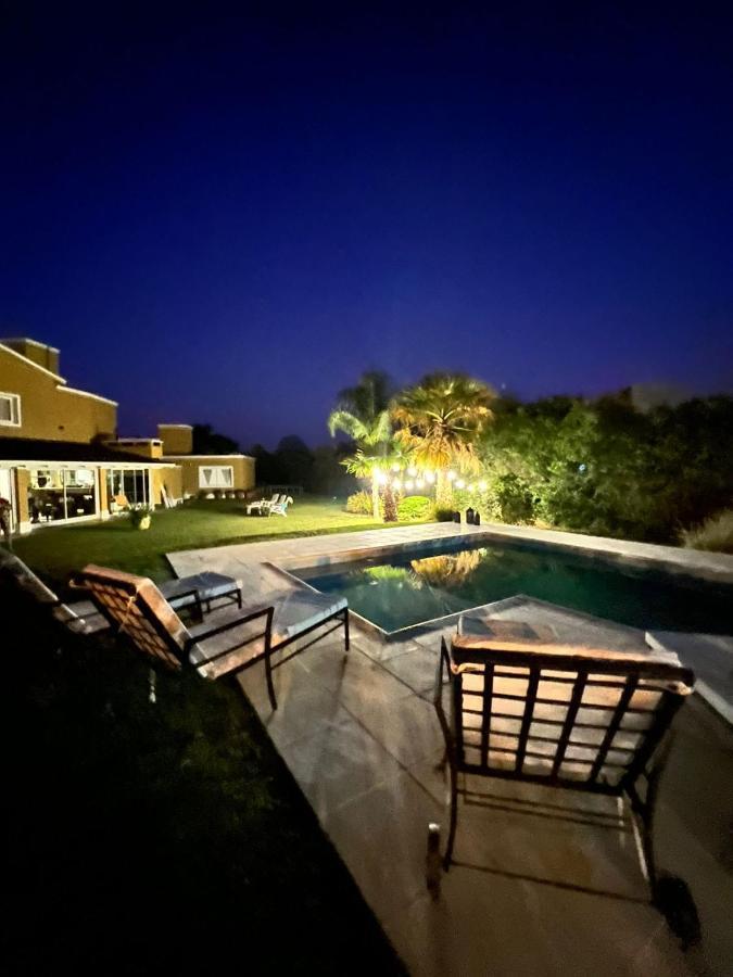 Casa 6 A Malibu 3Km Del Aeropuerto Podes Dejar Tu Auto บียาอาเย็นเด ภายนอก รูปภาพ